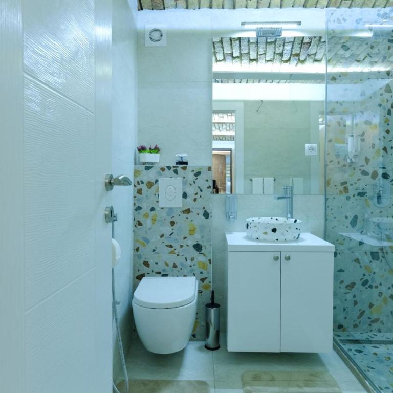 All seasons apartments Sarajevo with free parking - Apartment - 5