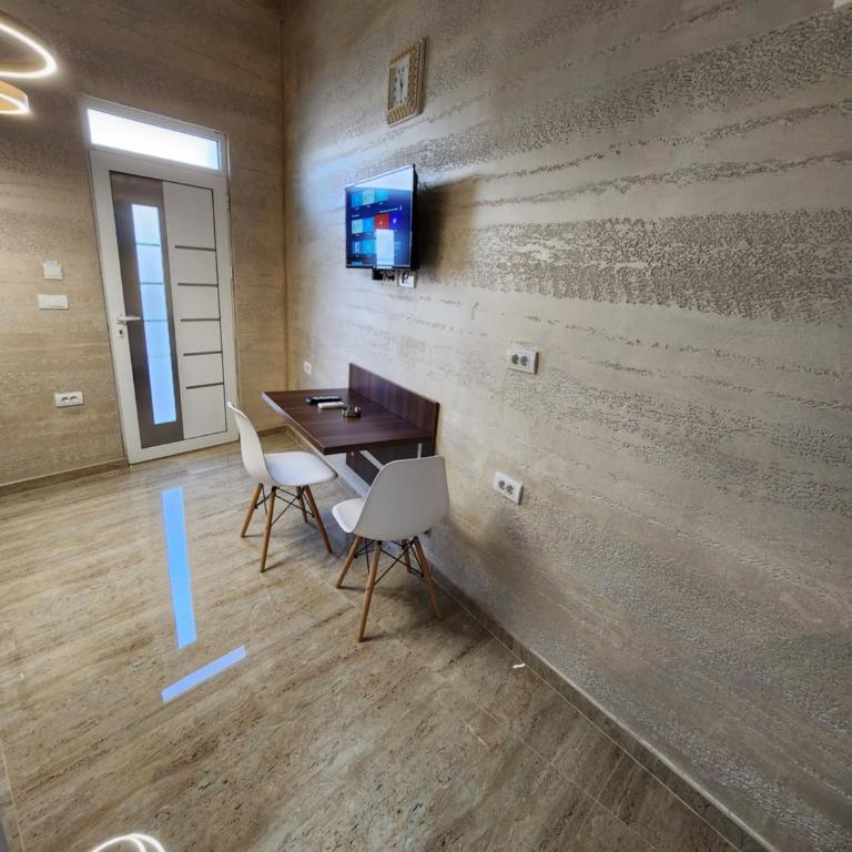 Ebra Lux Apartmani - Deluks Dvokrevetni Studio sa Bračnim Krevetom - 6