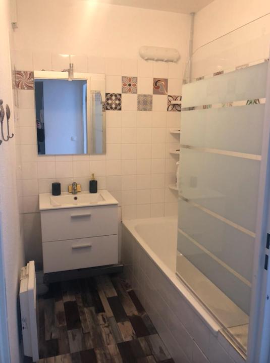 T2, bord de plage et piscine - Appartement 1 Chambre - 13