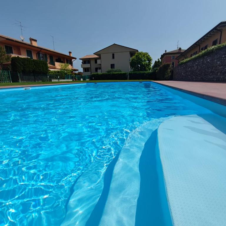Private Garden Giardino Privato a Bardolino - House Amorino - Two-Bedroom Apartment with Private Garden - 4