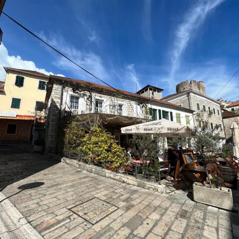 Old Town Escape - Central and Charming - One-Bedroom Apartment - 20