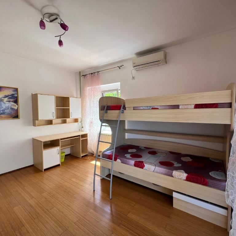House with pool and sea view - Apartman - 15