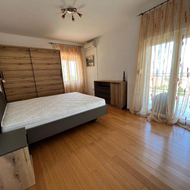 House with pool and sea view - Apartman - 13