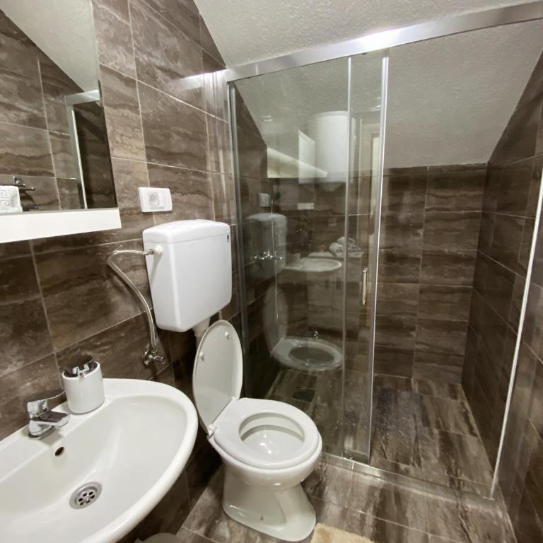 La Perla Apartman - Deluks Dvokrevetni Studio sa Bračnim Krevetom - 4