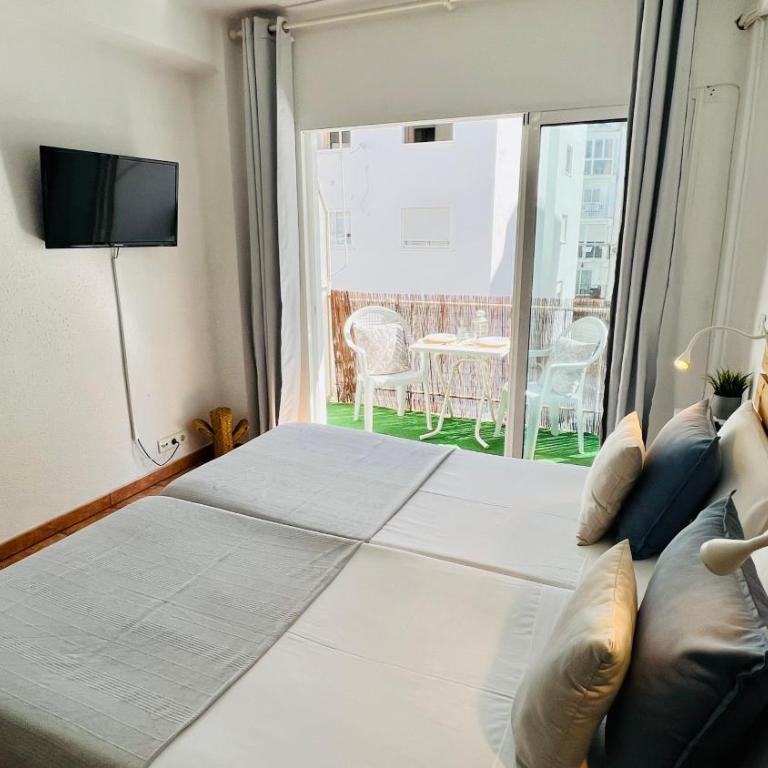 Estudio pleno centro de Nerja con balcón y piscina by South Costa - Apartamento de 1 dormitorio - 4