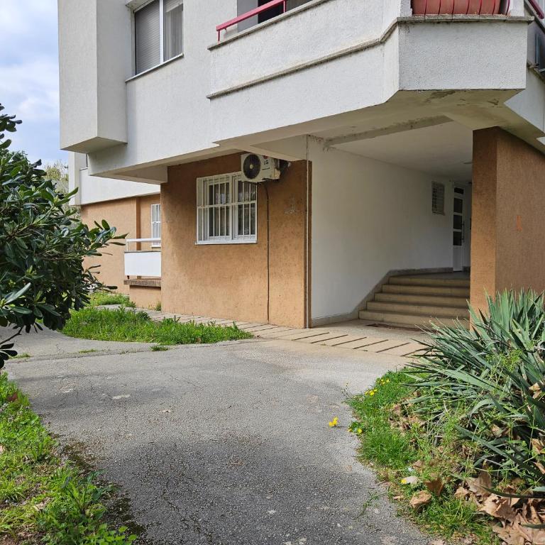 City Mid Mostar Apartment - Two-Bedroom Apartment - 2