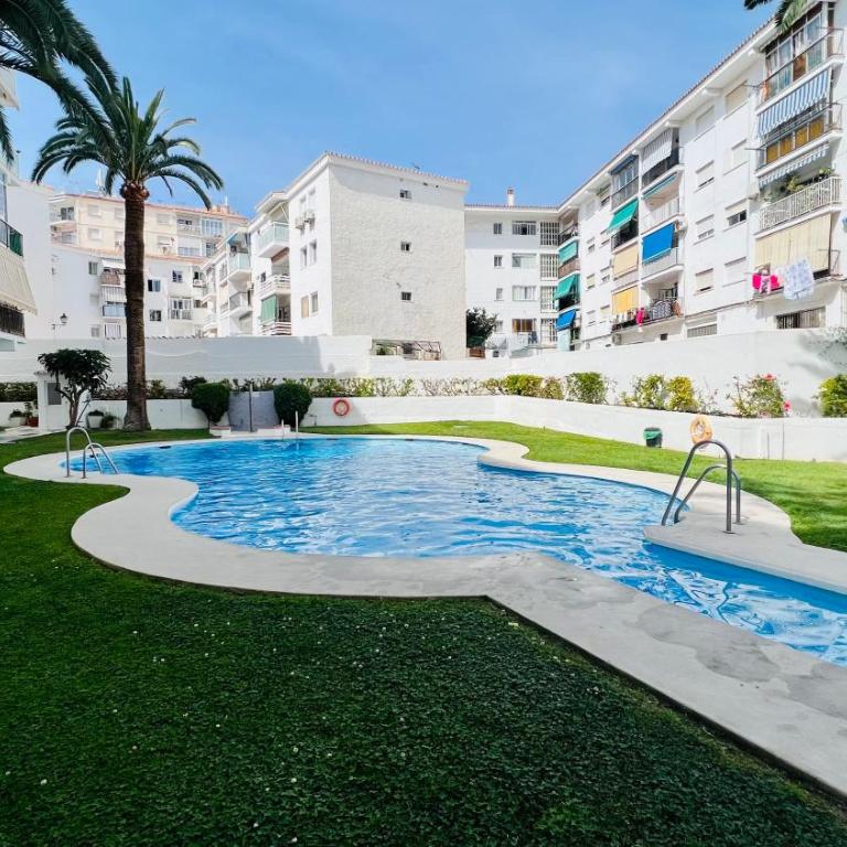 Estudio pleno centro de Nerja con balcón y piscina by South Costa - Apartamento de 1 dormitorio - 2