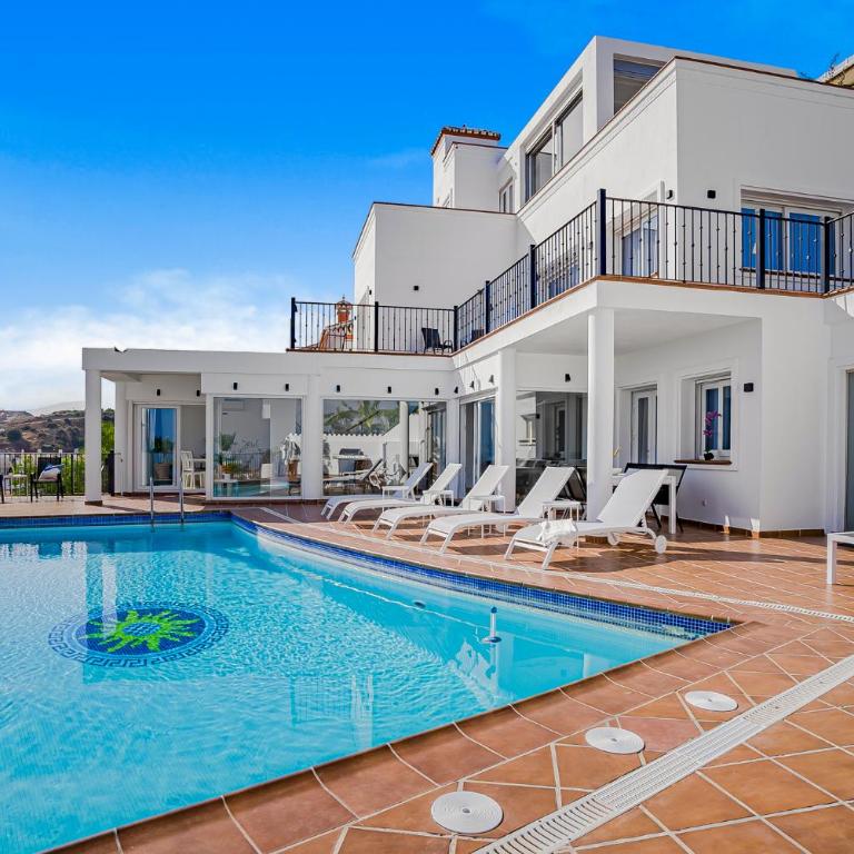 Villa Torremimosas - Villa con vistas al mar - 1