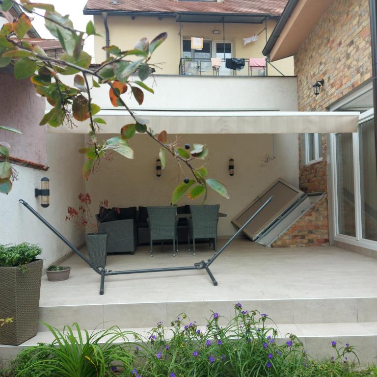 Damun - One-Bedroom Apartment - 1