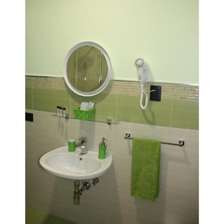Duomo Bed & Breakfast - Triple Room with Private Bathroom - 6