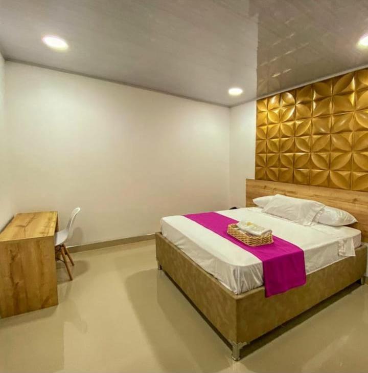 HOTEL VIOLETTA Cereté - Habitación Deluxe - 1