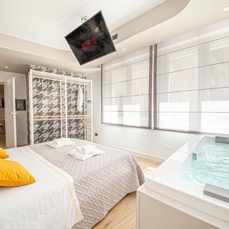 Eleonore Elegant Rooms - Queen Room with Spa Bath - 14