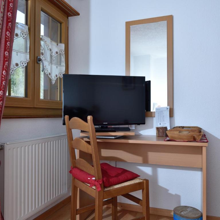 Hotel Les Mélèzes - Einzelzimmer mit eigenem Bad - 1