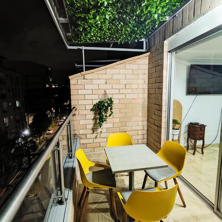 Apartamento en Laureles con Excelente Ubicación - Apartamento de 3 dormitorios - 3