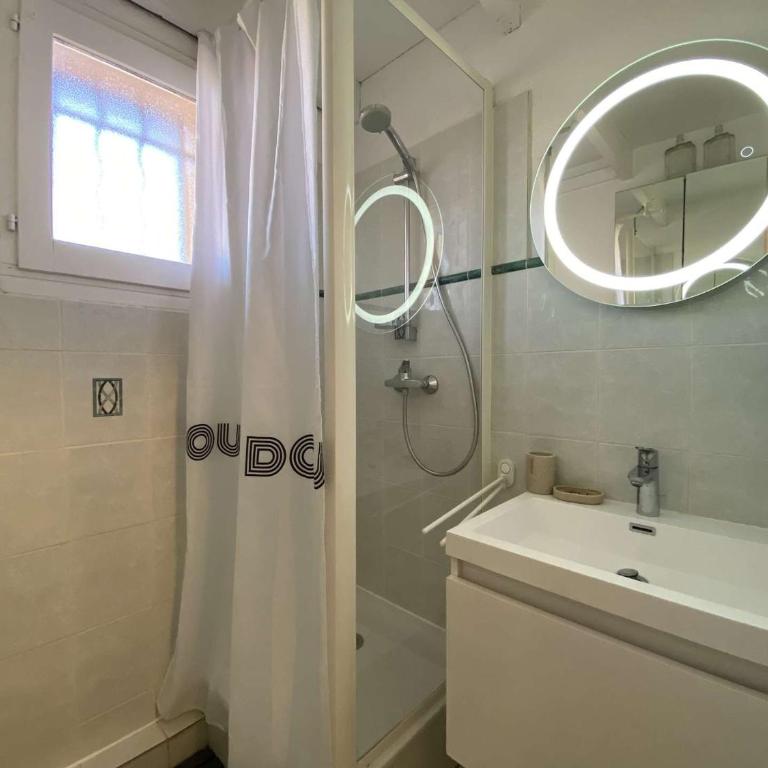Sainte-Maxime: Appartement 2 pièces, proximité plage, parking inclus - FR-1-226-523 - Apartamento - 6