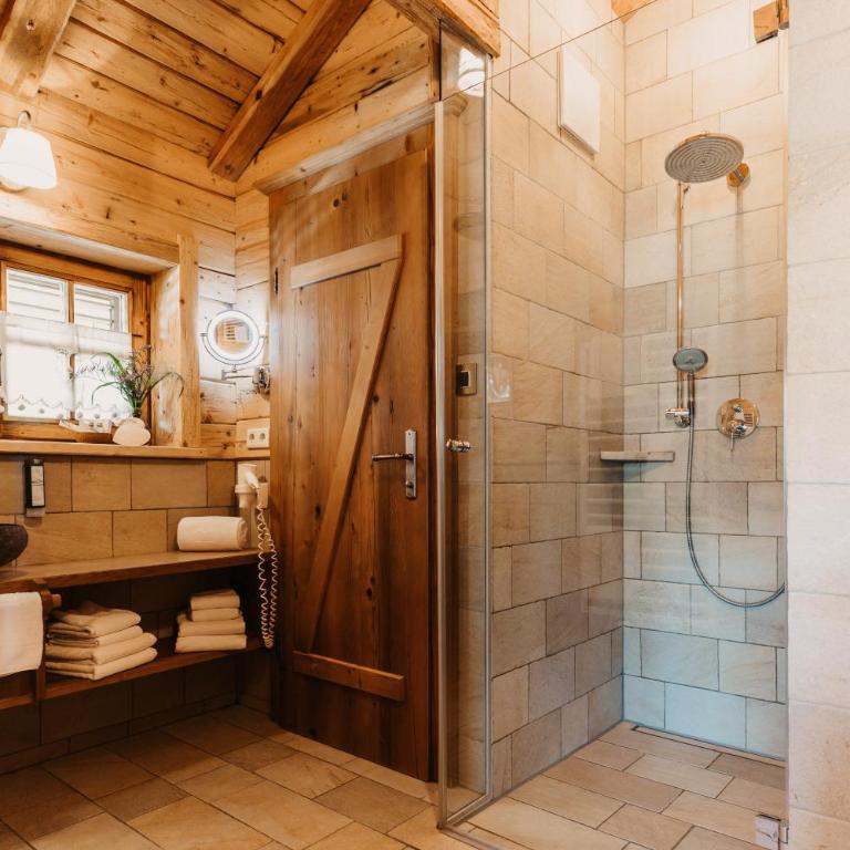 Chaletdorf BERGHERZ - Chalet mit 1 Schlafzimmer und Terrasse - 18