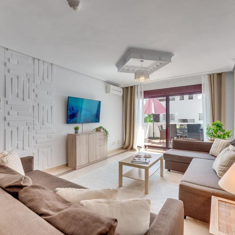 Tranquil 2 BDRM Peaceful Apt w/ 2 Pools - Two-Bedroom Apartment - 19