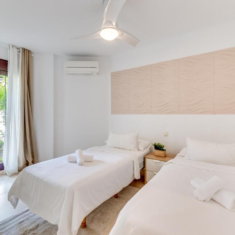 Tranquil 2 BDRM Peaceful Apt w/ 2 Pools - Two-Bedroom Apartment - 34