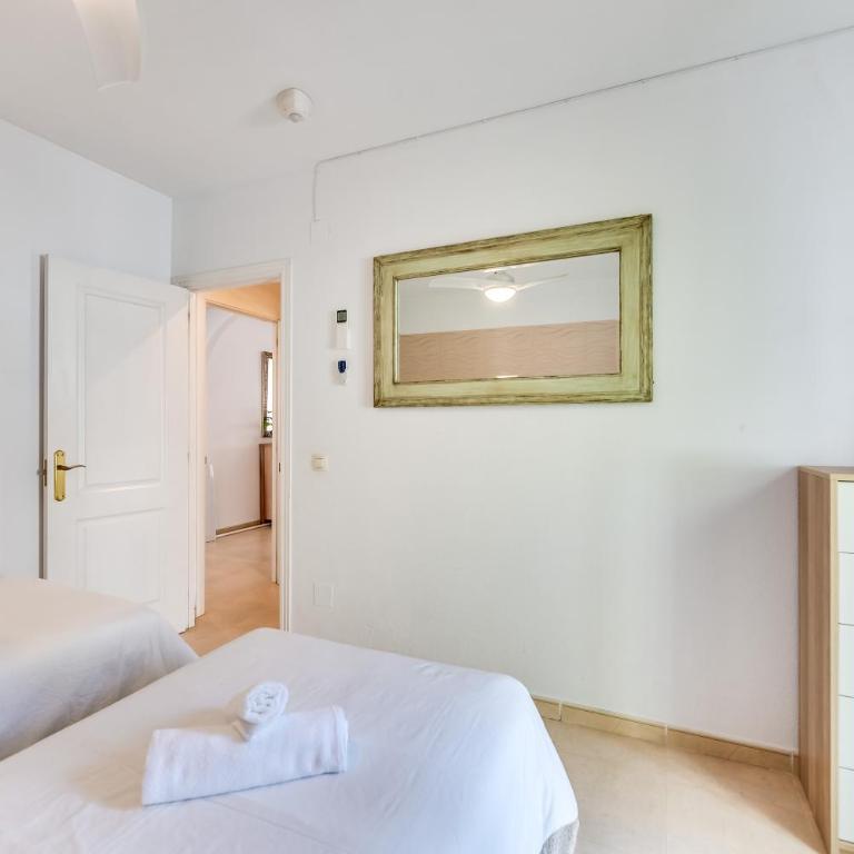 Tranquil 2 BDRM Peaceful Apt w/ 2 Pools - Two-Bedroom Apartment - 37
