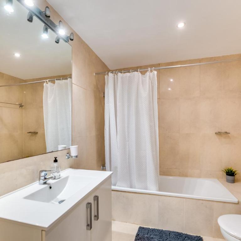 Tranquil 2 BDRM Peaceful Apt w/ 2 Pools - Two-Bedroom Apartment - 33