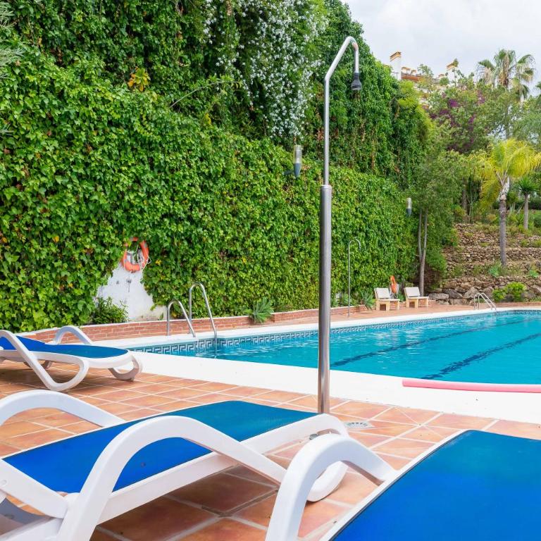 Tranquil 2 BDRM Peaceful Apt w/ 2 Pools - Two-Bedroom Apartment - 7