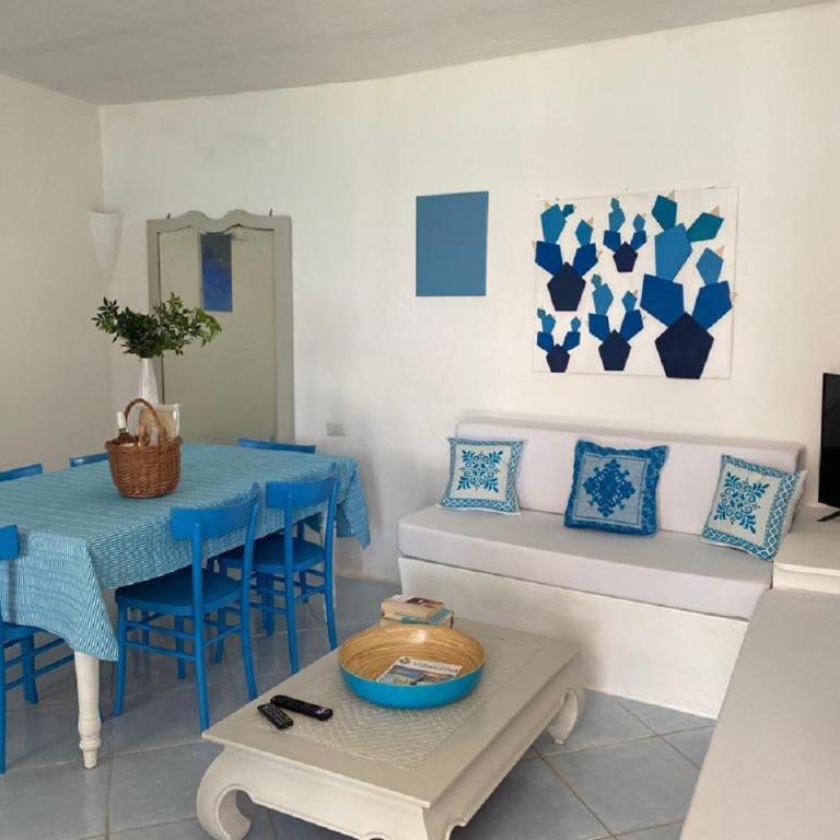 SUL MARE SARDEGNA VILLA CLITIA - Four-Bedroom House - 21