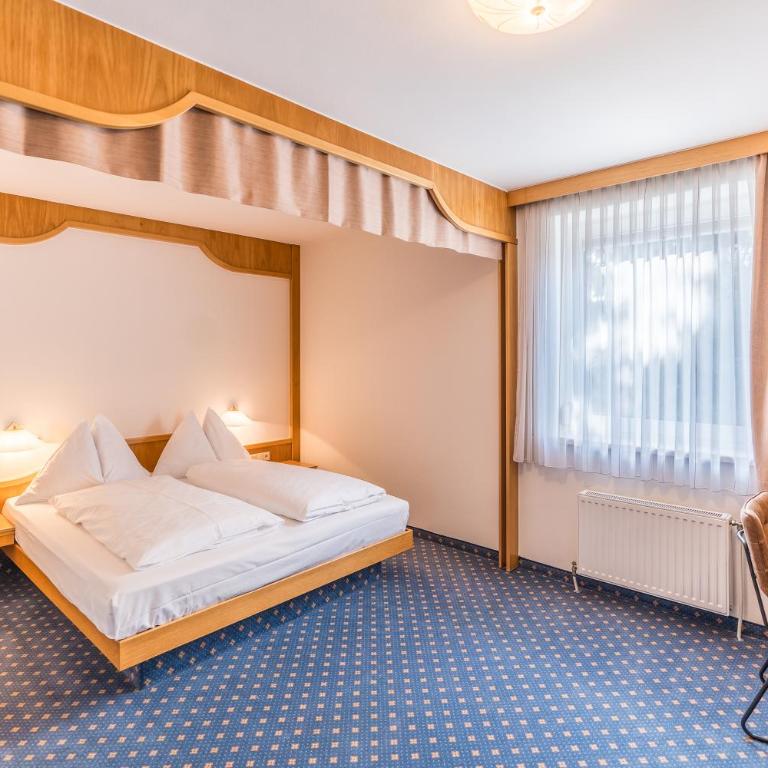 Hotel Kern Buam - Comfort Dreibettzimmer - 1