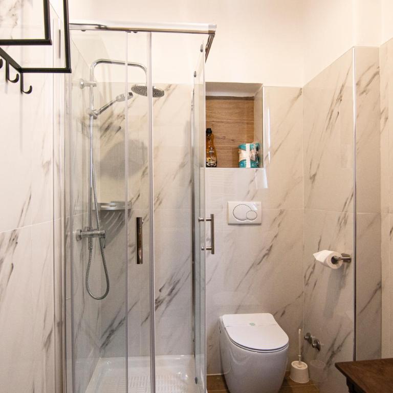 Yourquadrarooms B&b - Camera Familiare con Bagno Privato - 18