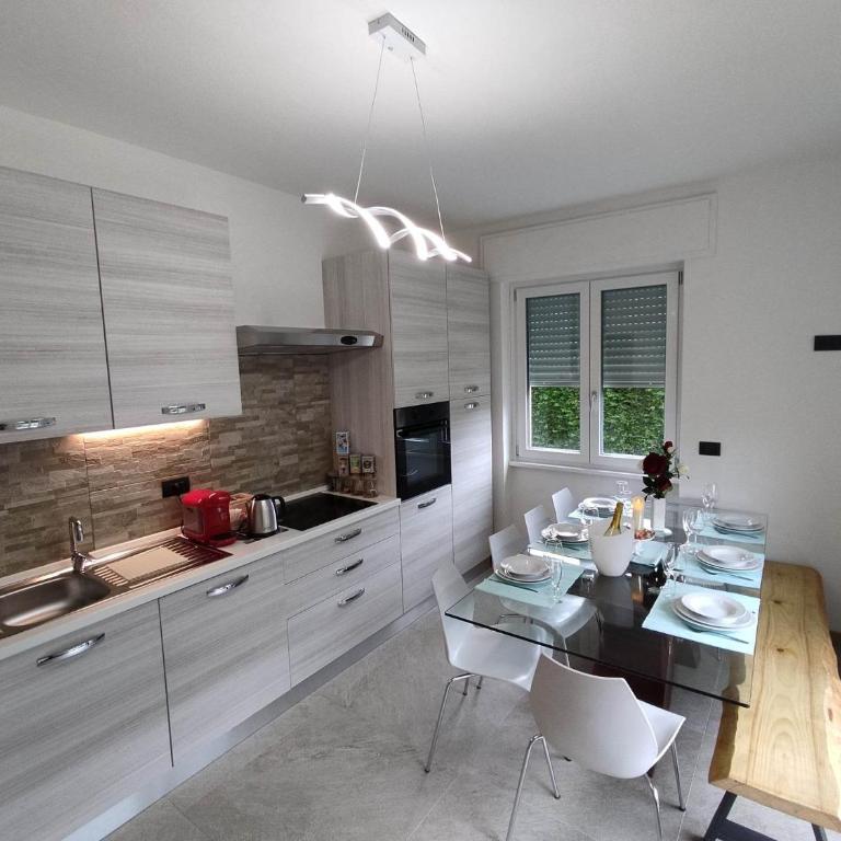 Tirano Express Luxury Appartamento rialzato con vista giardino, barbecue e comfort esclusivo - Appartement 4 Chambres de Luxe - 25