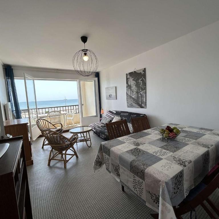 Appart 3 pièces face mer, 6 couchages, proche plage et commerces, Saint-Jean-de-Monts - FR-1-224C-225 - Appartement (6 Adultes) - 4
