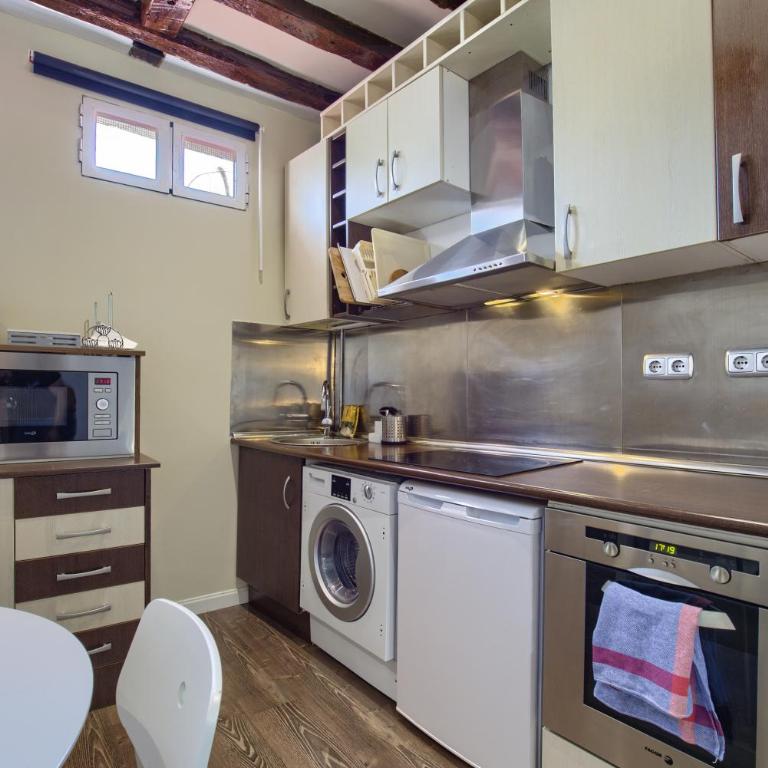 Sol Attic - en el Centro de Madrid - One-Bedroom Apartment - 3