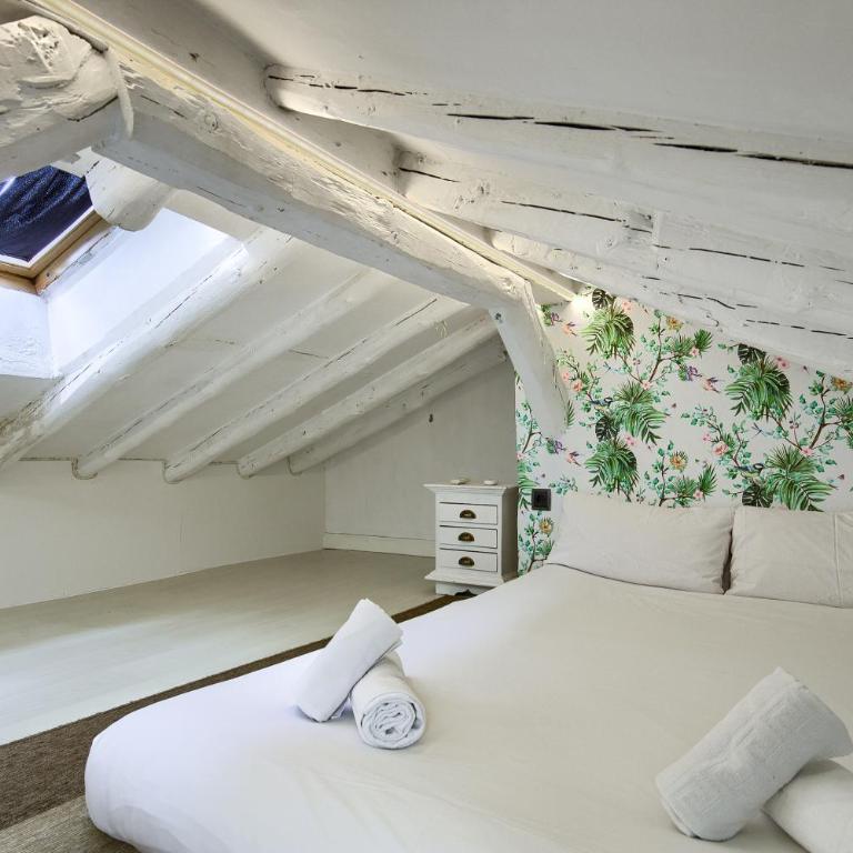 Sol Attic - en el Centro de Madrid - One-Bedroom Apartment - 7