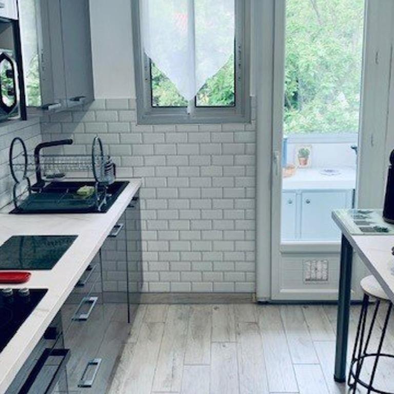 Charmant F3 climatisé avec balcon ensoleillé, proche centre et Thermes - Amélie-les-Bains - Appartamento con 2 Camere da Letto - 5