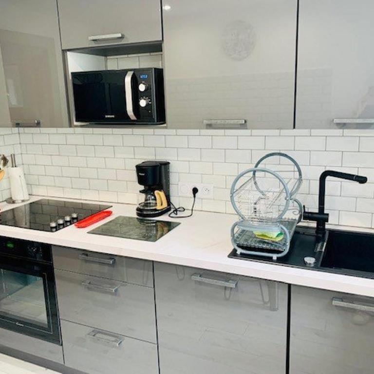 Charmant F3 climatisé avec balcon ensoleillé, proche centre et Thermes - Amélie-les-Bains - Appartamento con 2 Camere da Letto - 6