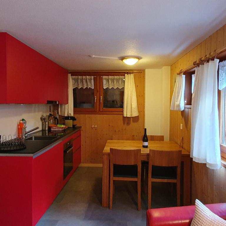 Gadä 2 - Apartment mit 2 Schlafzimmern und Dusche - 8