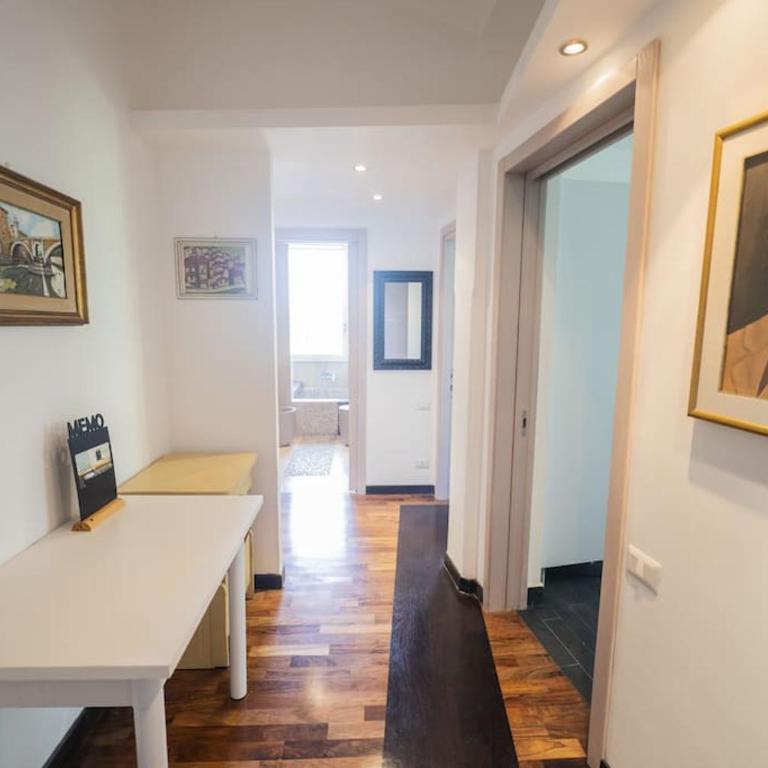 Testaccio Luminous and Large Apartment - Appartamento Superior - 11