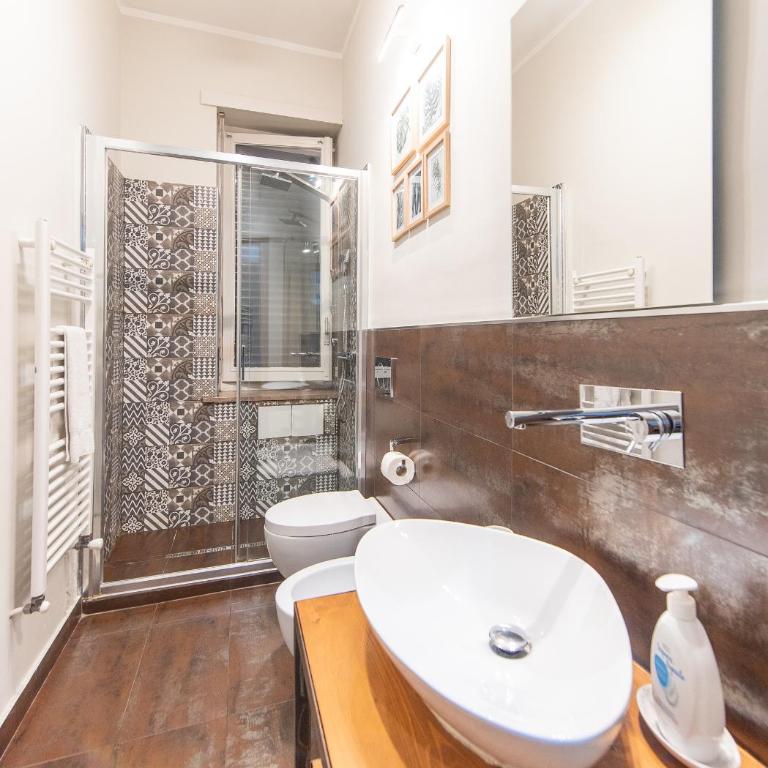 Top Living Apartments - Casa Valentino - Two-Bedroom Apartment - 19