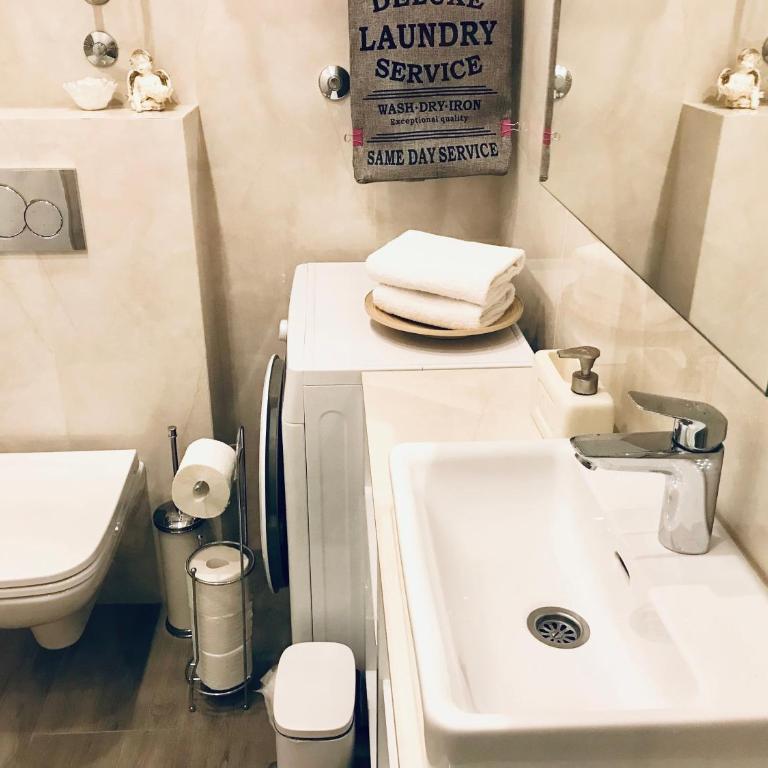 INNA Luxe&Wine- Central Belgrade Apartments - Deluks Apartman - 24