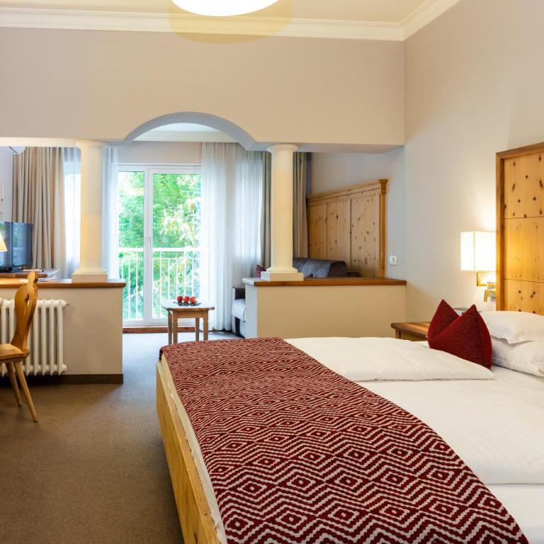 Romantik Hotel Oberwirt - Double Room - 3