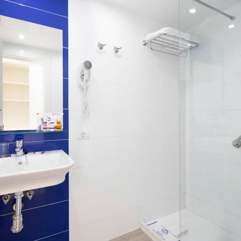 Globales Costa Tropical - Habitación Doble con vistas a la piscina (2 adultos) - 4