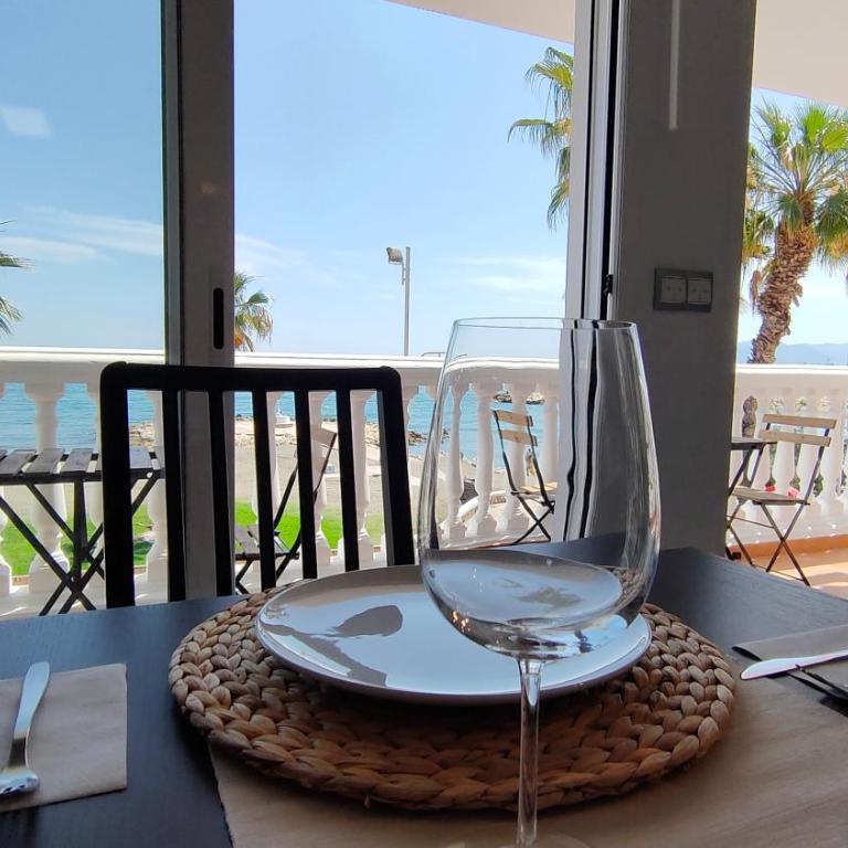 WONDERHOLIDAYS - Apartamento con vistas al mar - 16