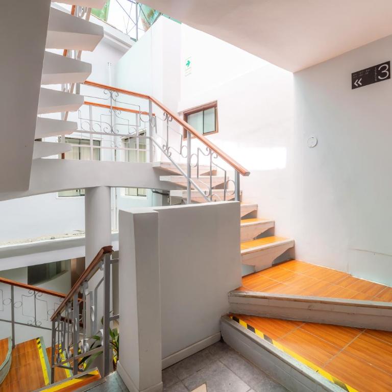 Hotel Country Trujillo - Standard Double Room - 6