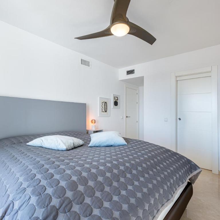 2 bedroom with sea and mountain views, pool - Apartamento de 2 dormitorios - 23