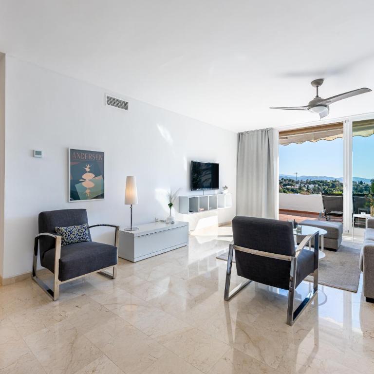 2 bedroom with sea and mountain views, pool - Apartamento de 2 dormitorios - 2