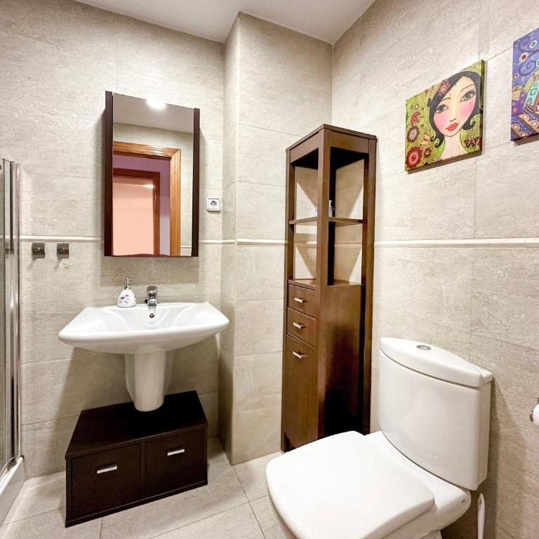 LETS HOLIDAYS CENTRIC APARTMENT with POOL in TOSSA 2 - Apartamento - 18