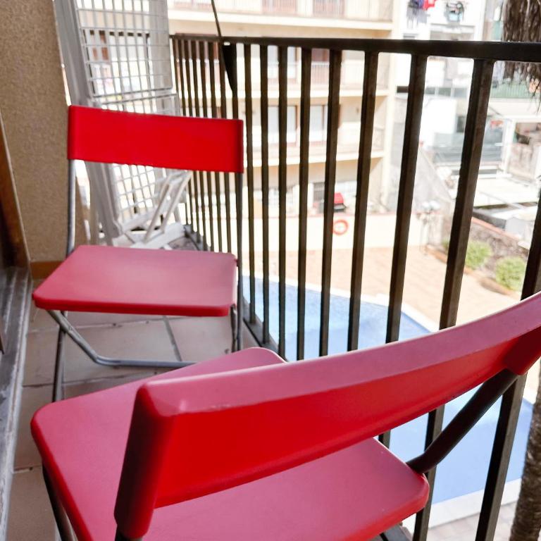 LETS HOLIDAYS CENTRIC APARTMENT with POOL in TOSSA 2 - Apartamento - 3