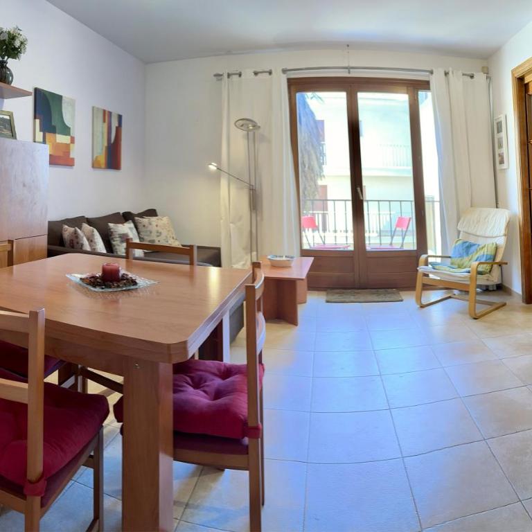 LETS HOLIDAYS CENTRIC APARTMENT with POOL in TOSSA 2 - Apartamento - 8