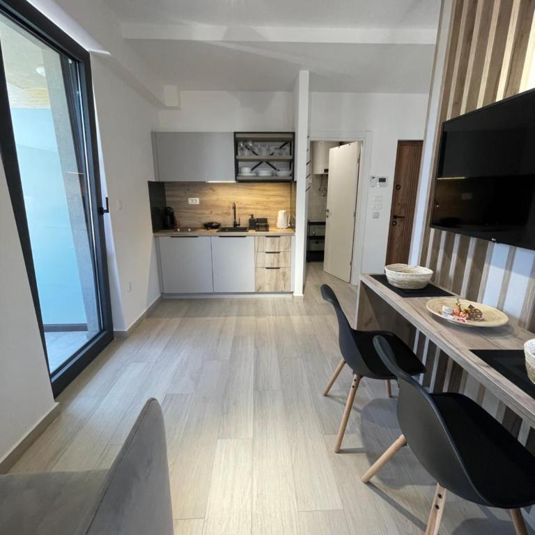 Dora Family Apartments Budva - Porodični Studio - 2