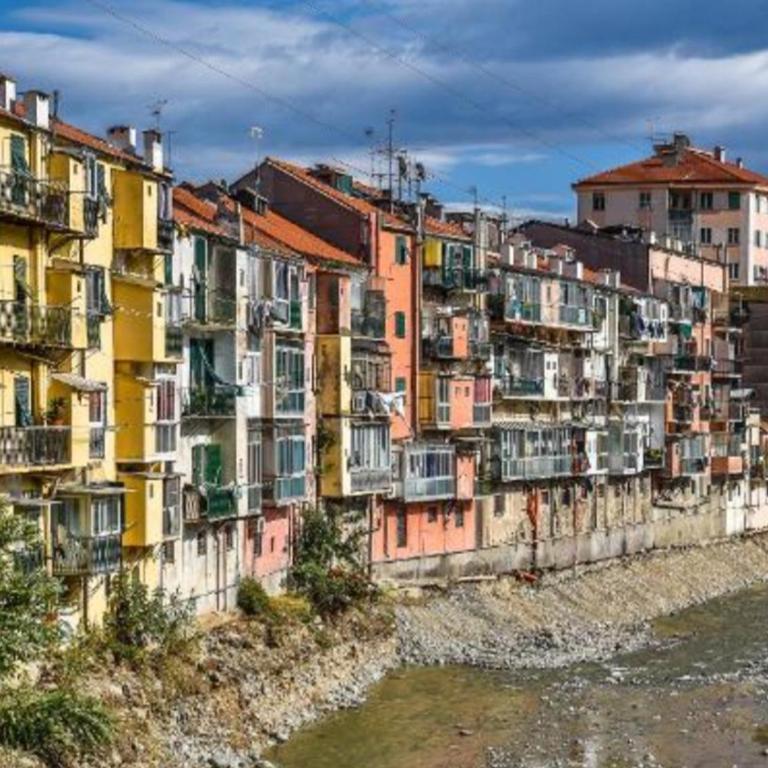 A casa di Pizz - Bilocale con parcheggio privato - Appartamento con 1 Camera da Letto - 33