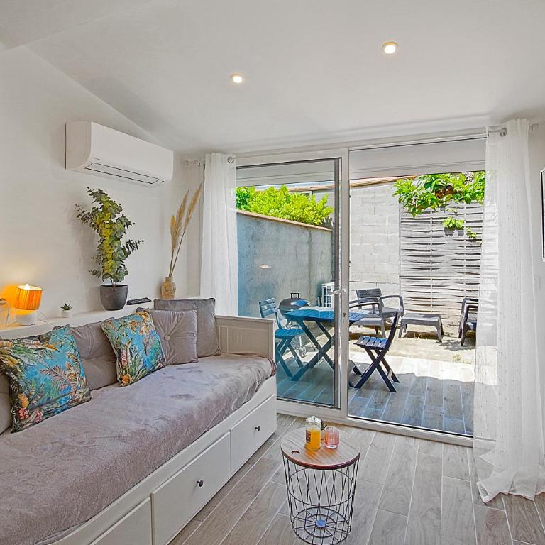 Charmant appart avec jardin privé wifi et clim - proche mer -1 - Apartamento de 1 dormitorio - 18